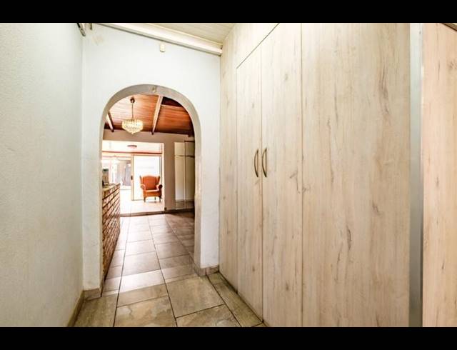 BUSINESS FOR SALE IN BRACKENHURST
